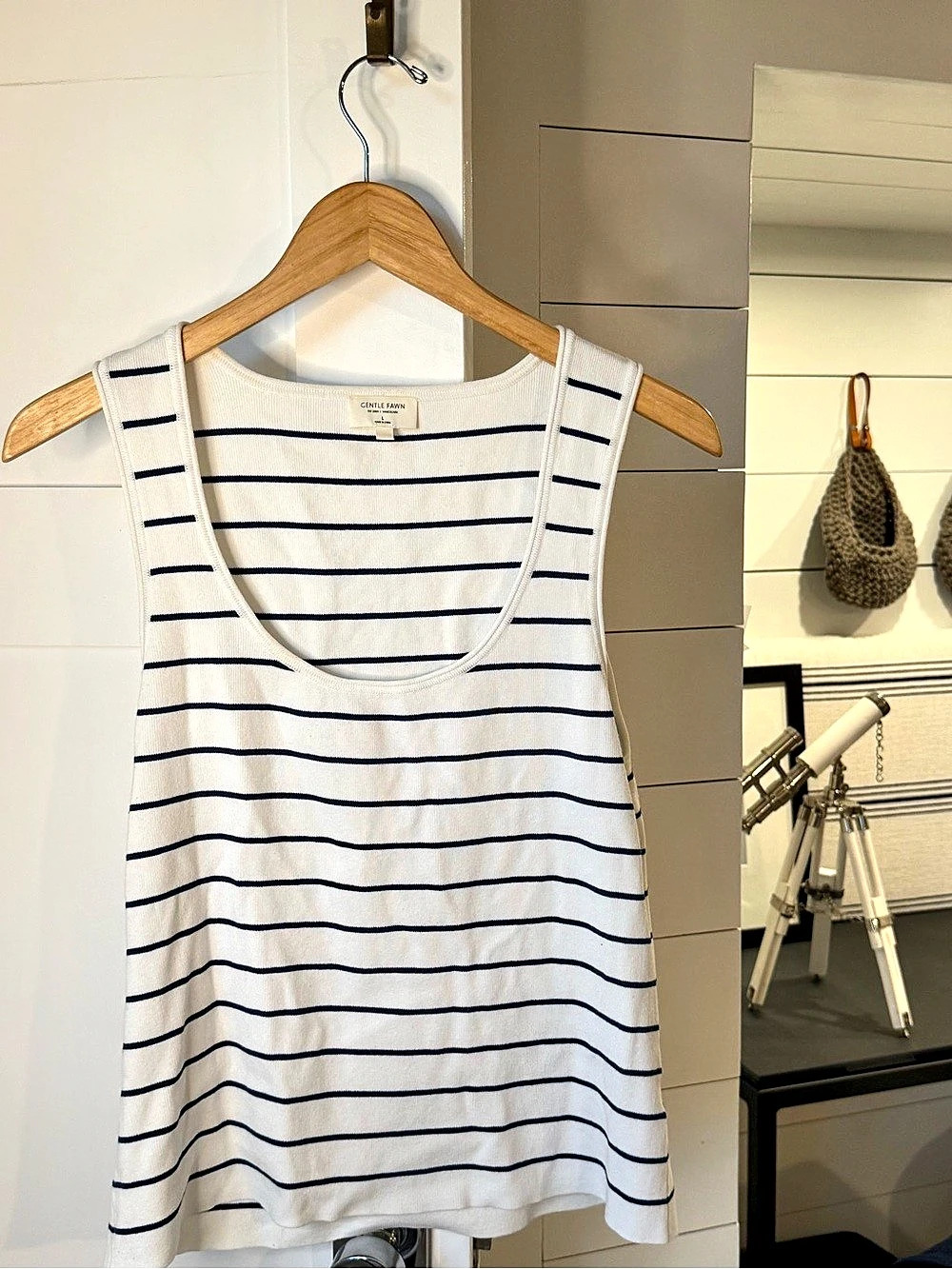Gentle Fawn Striped Tank Top in White & Navy Blue Size Large